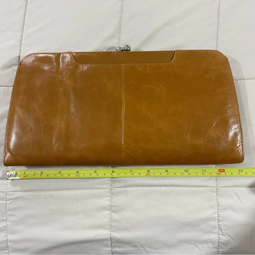 Hobo Alena Leather Clutch Wallet Purse